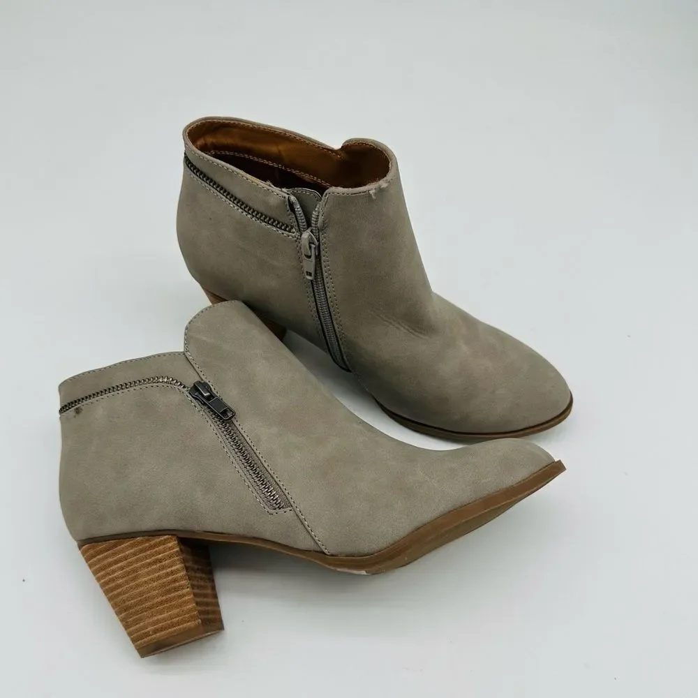 Report Footwear Women's Zipper Faux Leather Upper Corra Booties